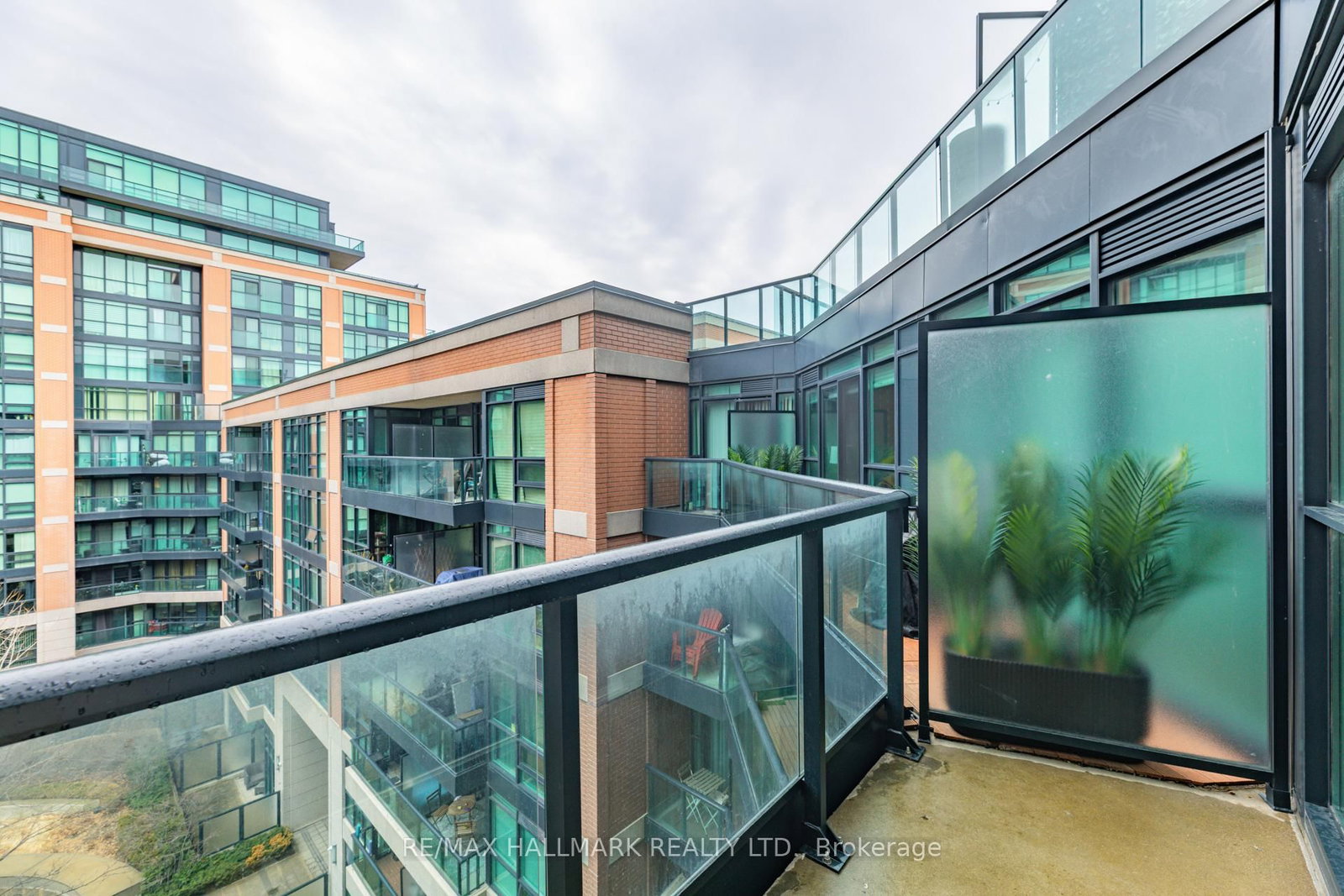 525 Wilson Avenue, Unit 618 - Photo 27