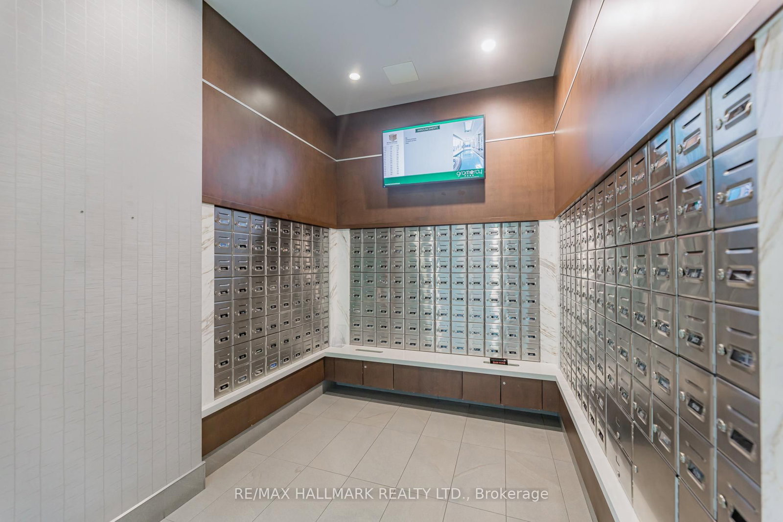 525 Wilson Avenue, Unit 618 - Photo 31