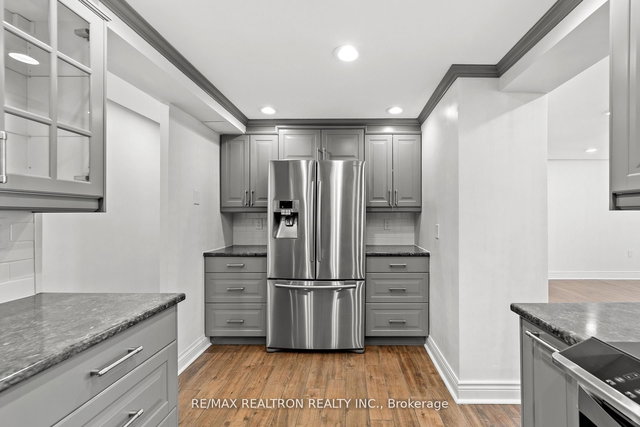 702 - 130 Neptune Drive