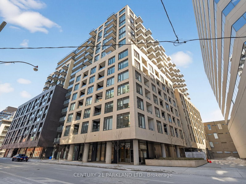 home for lease on 301-543 Richmond Street W