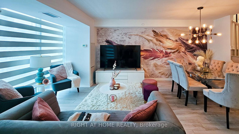 101 - 118 Varna Dr, Toronto, M6A 1N3 | Image 2