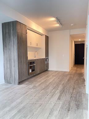 2012 - 88 Queen Street E