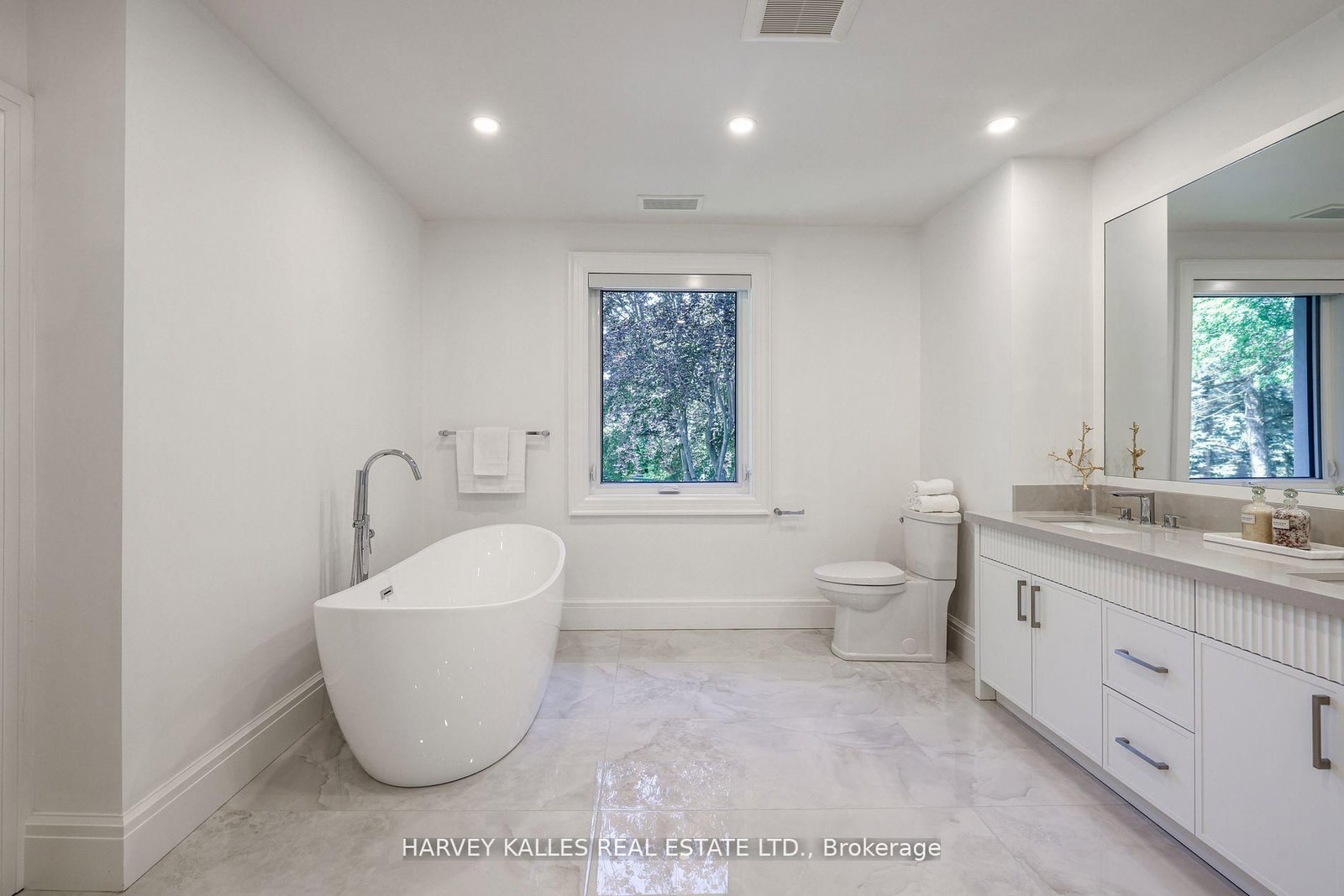 Detached House for lease at 34 Fifeshire Road, Toronto, Ontario, M2L 2G6 - St. Andrew-Windfields - MLS: C12918440