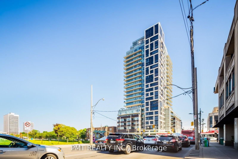 home for lease on 322-501 St. Clair Avenue W