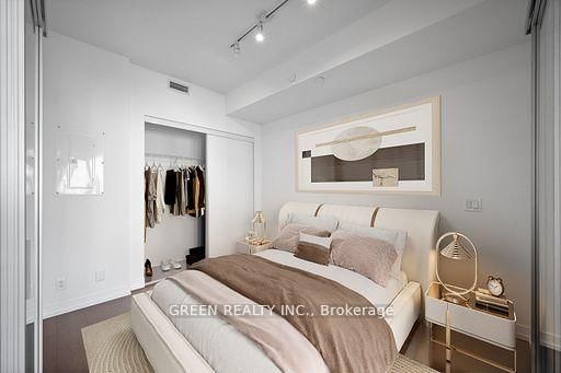 Condo for lease at 517-2020 Bathurst Street, Toronto, Ontario, M5P 0A6 - Humewood-Cedarvale - MLS: C12918558