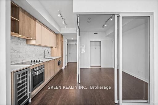 Condo for lease at 517-2020 Bathurst Street, Toronto, Ontario, M5P 0A6 - Humewood-Cedarvale - MLS: C12918558