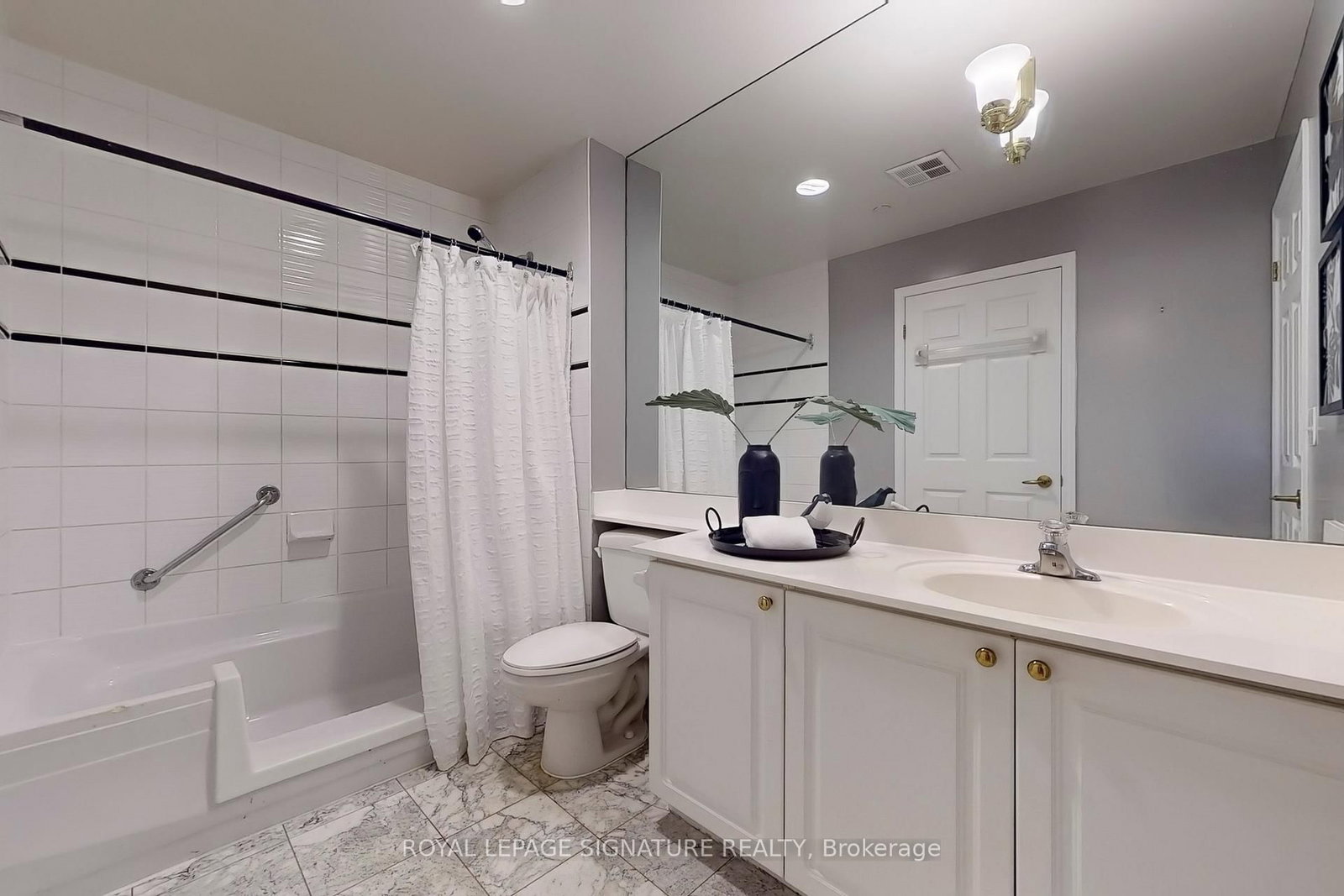 Condo for sale at 209-980 Yonge Street, Toronto, Ontario, M4W 3V8 - Annex - MLS: C12919300