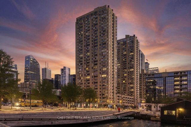 3101 - 270 Queens Quay W