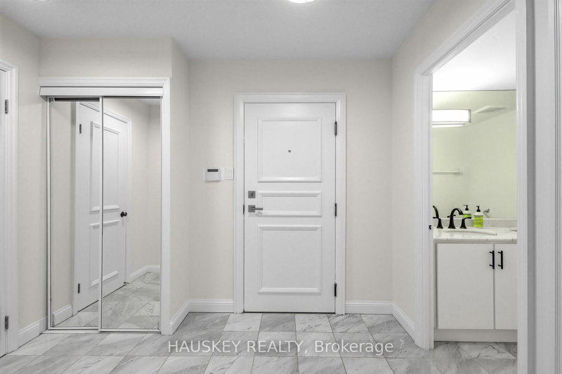 402 - 3800 Yonge St, Toronto, M4N 3P7 | Image 2