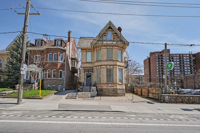 3+ - 413 Sherbourne Street E