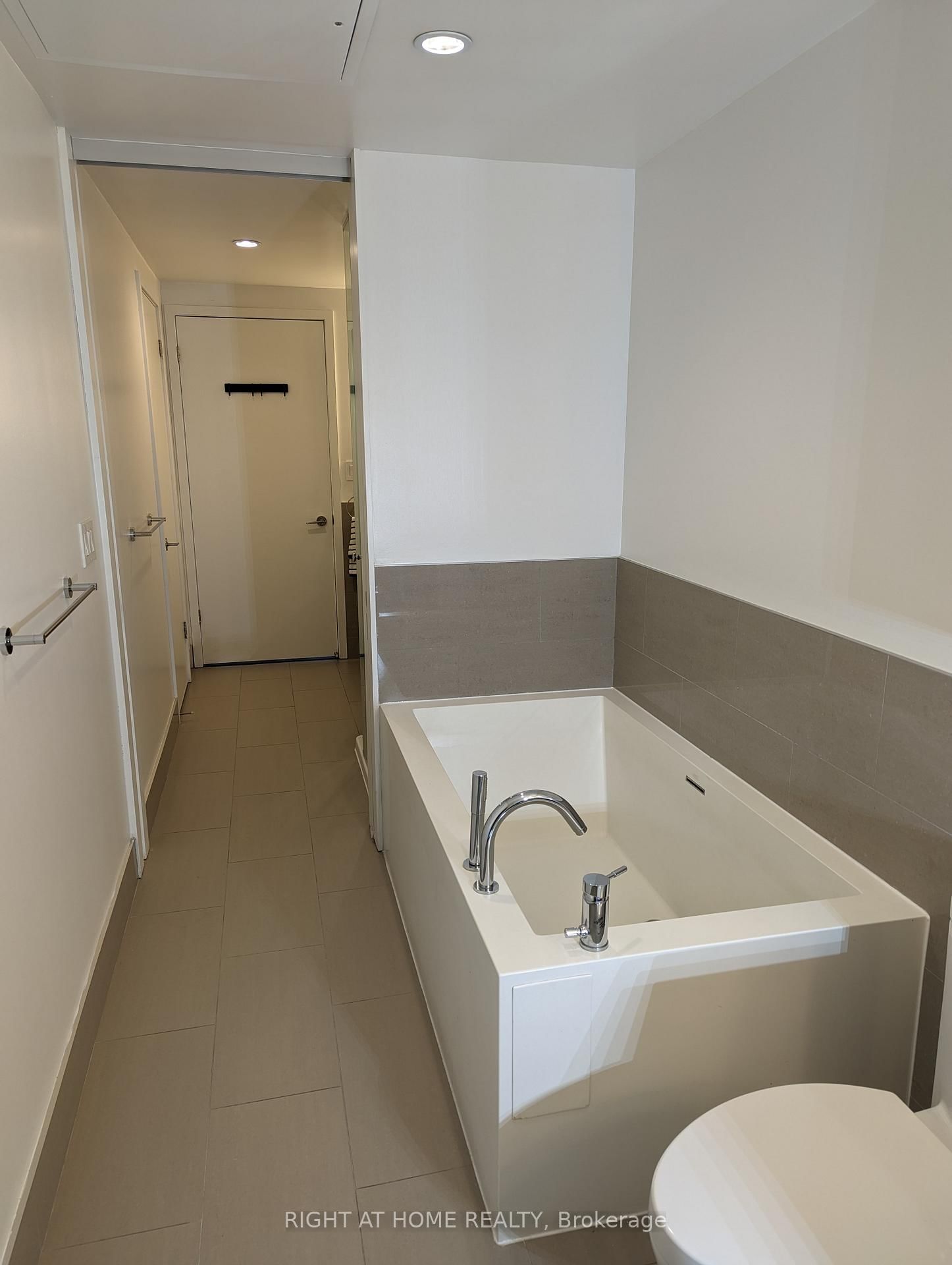 Condo for sale at 1907-390 Cherry Street, Toronto, Ontario, M5A 0E2 - Waterfront Communities C8 - MLS: C12920532