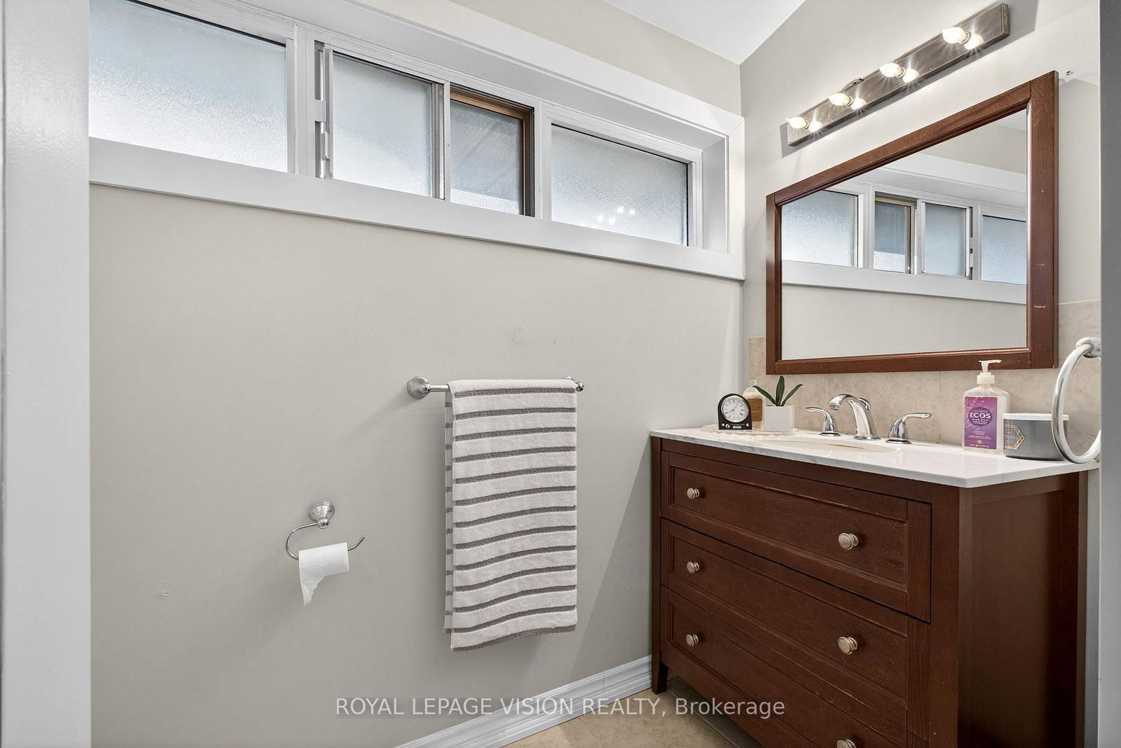 Townhouse for sale at 9-8 Esterbrooke Avenue, Toronto, Ontario, M2J 2C2 - Don Valley Village - MLS: C12920686