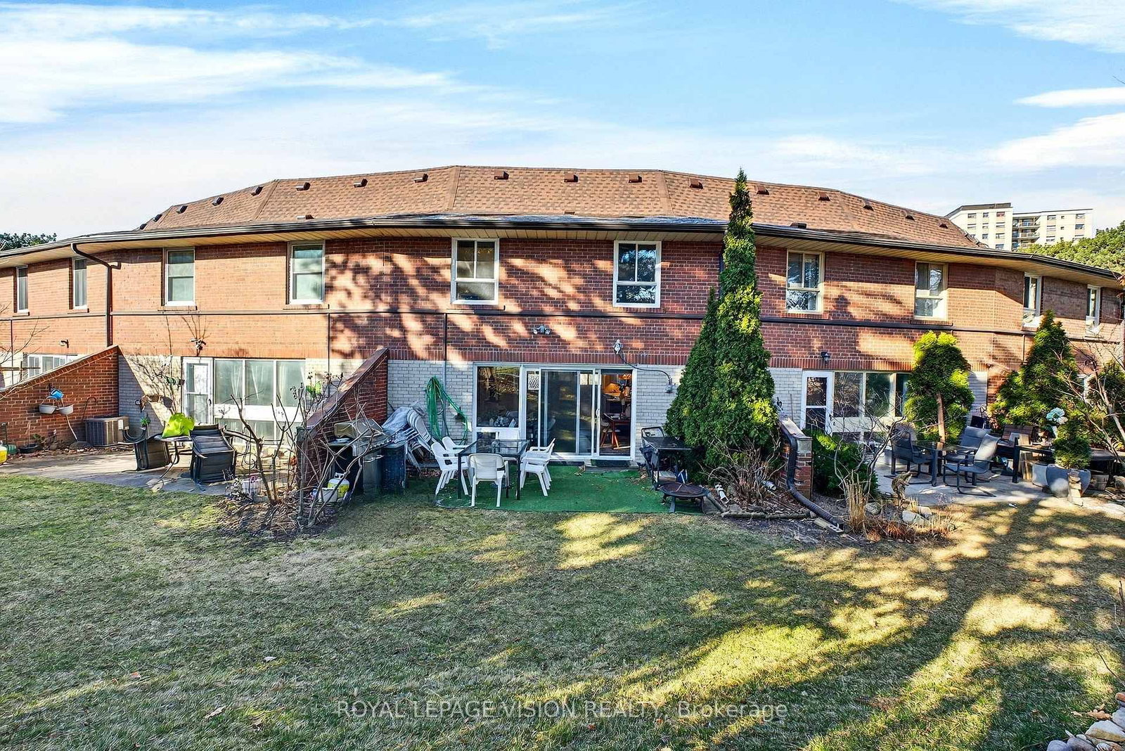 Townhouse for sale at 9-8 Esterbrooke Avenue, Toronto, Ontario, M2J 2C2 - Don Valley Village - MLS: C12920686