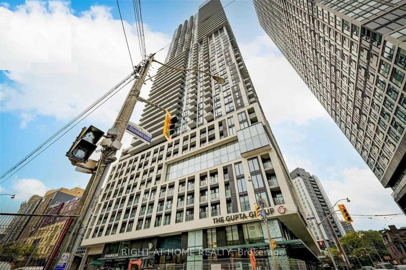 home for lease on 3713-251 Jarvis Street