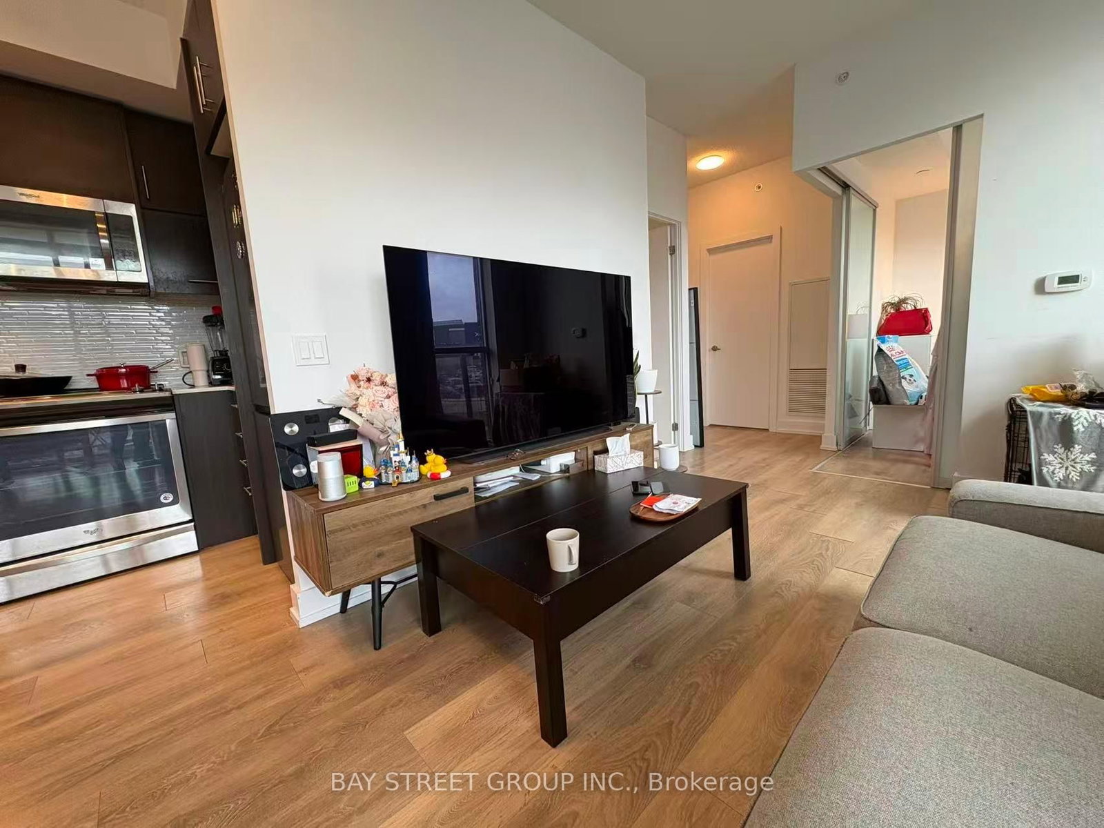 Condo for lease at 205-128 Fairview Mall Drive, Toronto, Ontario, M2J 0E8 - Don Valley Village - MLS: C12920822