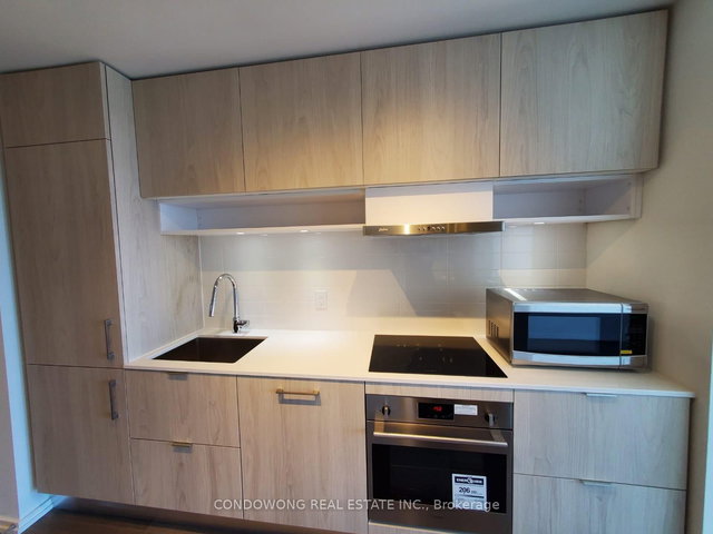 2112 - 5 Soudan Avenue