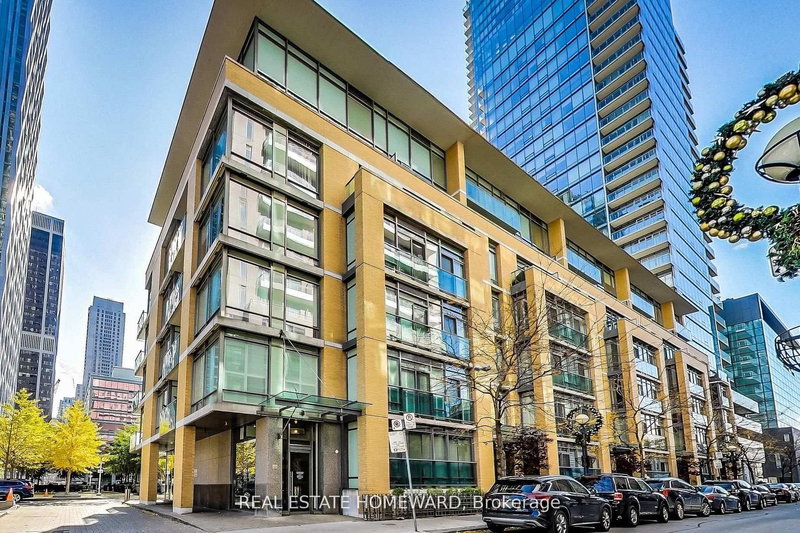 home for lease on 305-21 Scollard Street