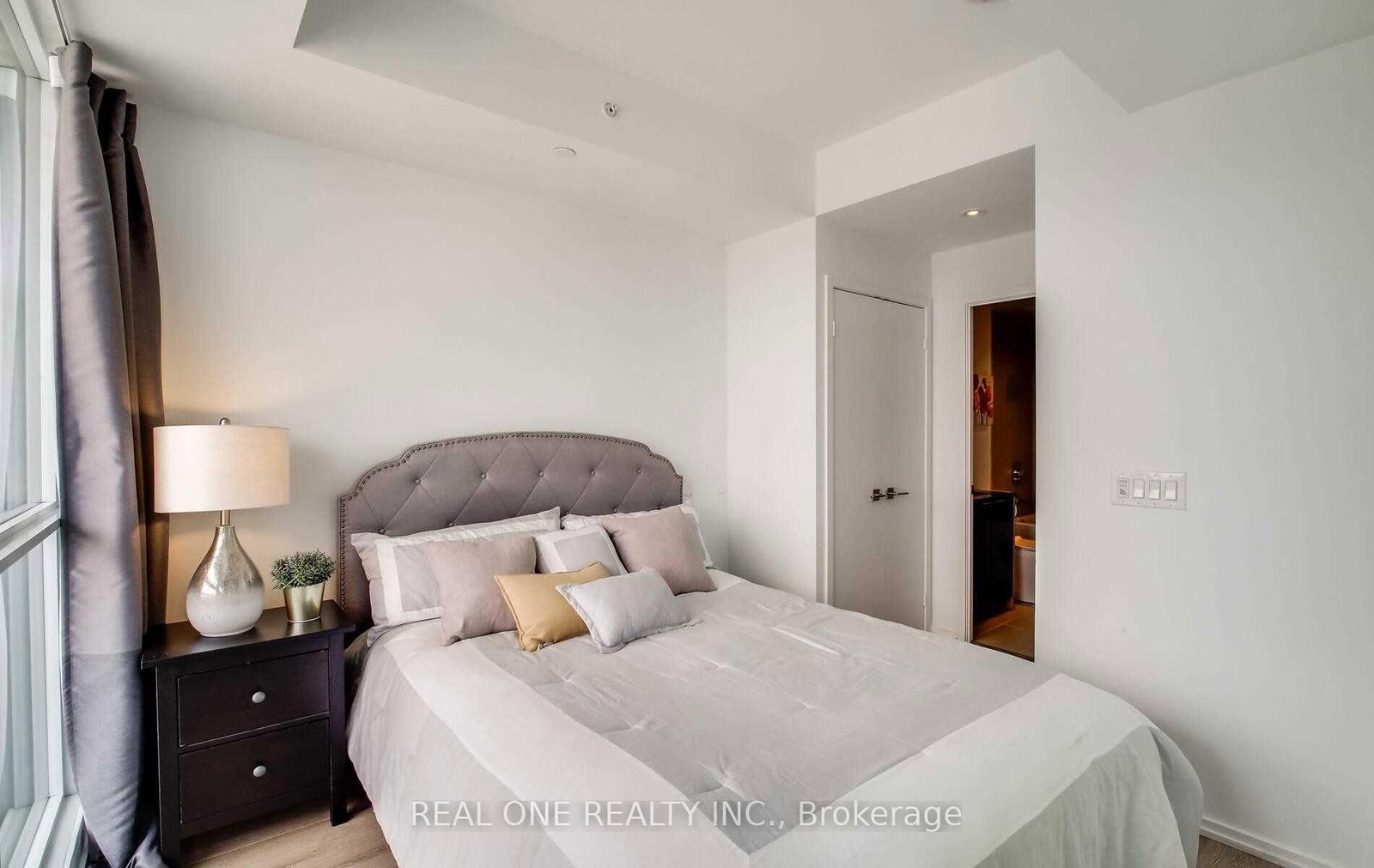 Condo for sale at 4317-70 Temperance Street, Toronto, Ontario, M5H 4E8 - Bay Street Corridor - MLS: C12921490