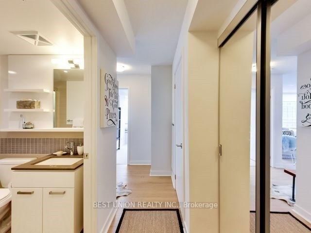 Condo for sale at 1502-295 Adelaide Street, Toronto, Ontario, M5V 1P7 - Waterfront Communities C1 - MLS: C12921554