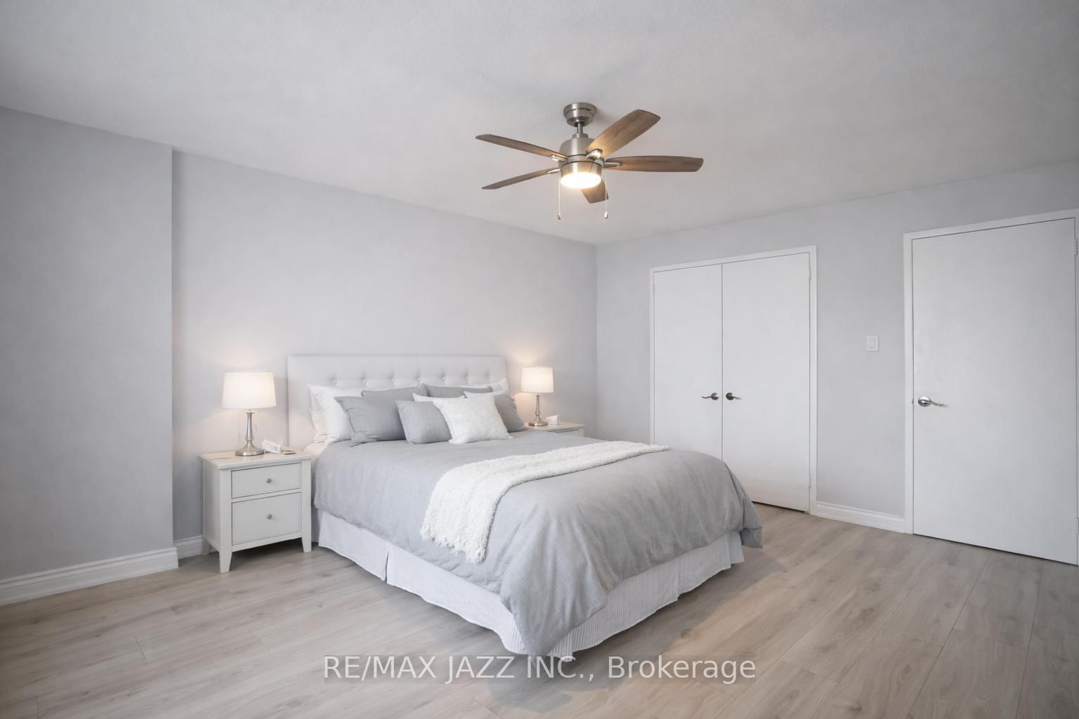 Condo for sale at 1008-10 Parkway Forest Drive, Toronto, Ontario, M2J 1L3 - Henry Farm - MLS: C12922250