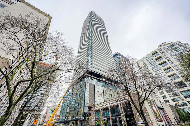 home for lease on 4005-501 Yonge Street