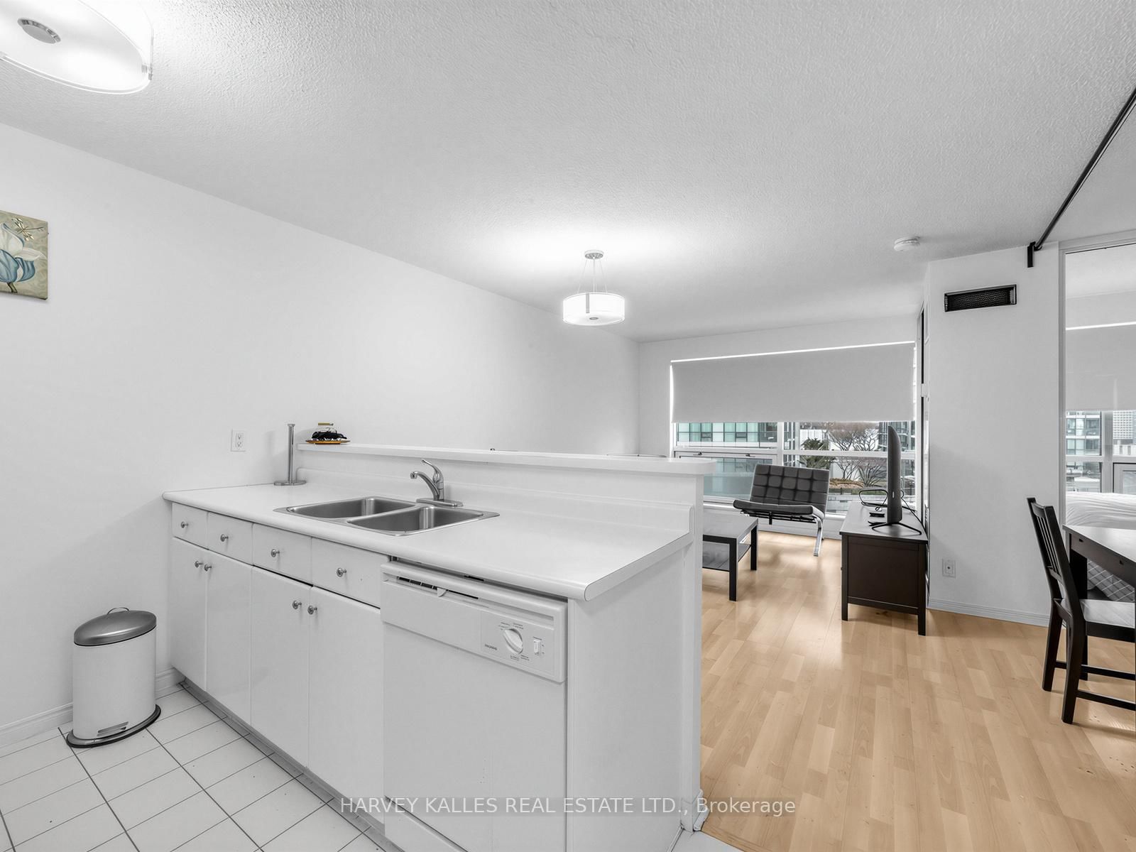 Condo for sale at 705-10 Yonge Street, Toronto, Ontario, M5J 1R4 - Waterfront Communities C1 - MLS: C12923324