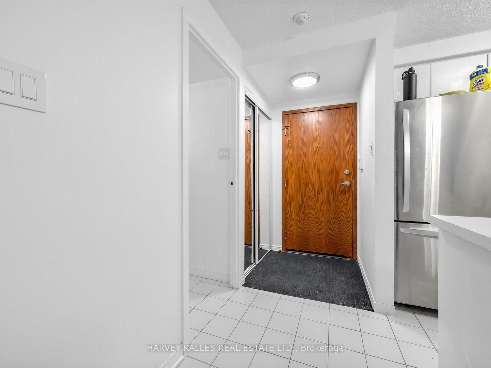 Condo for sale at 705-10 Yonge Street, Toronto, Ontario, M5J 1R4 - Waterfront Communities C1 - MLS: C12923324