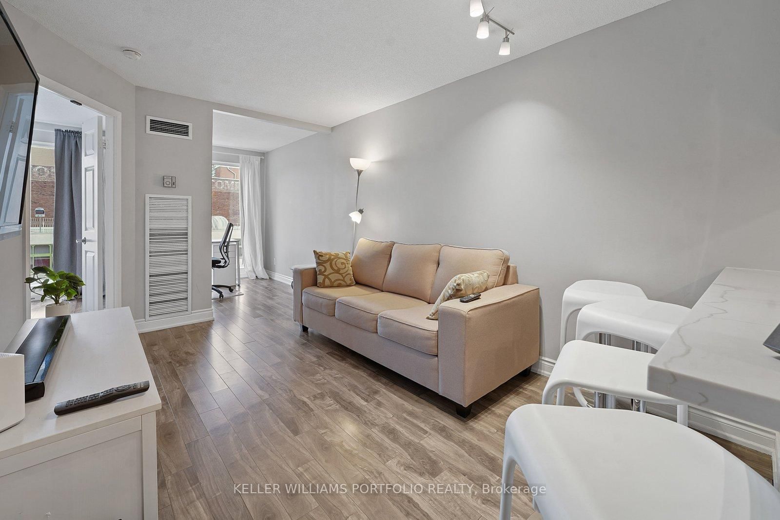 222 The Esplanade, Unit 530 - Photo 5