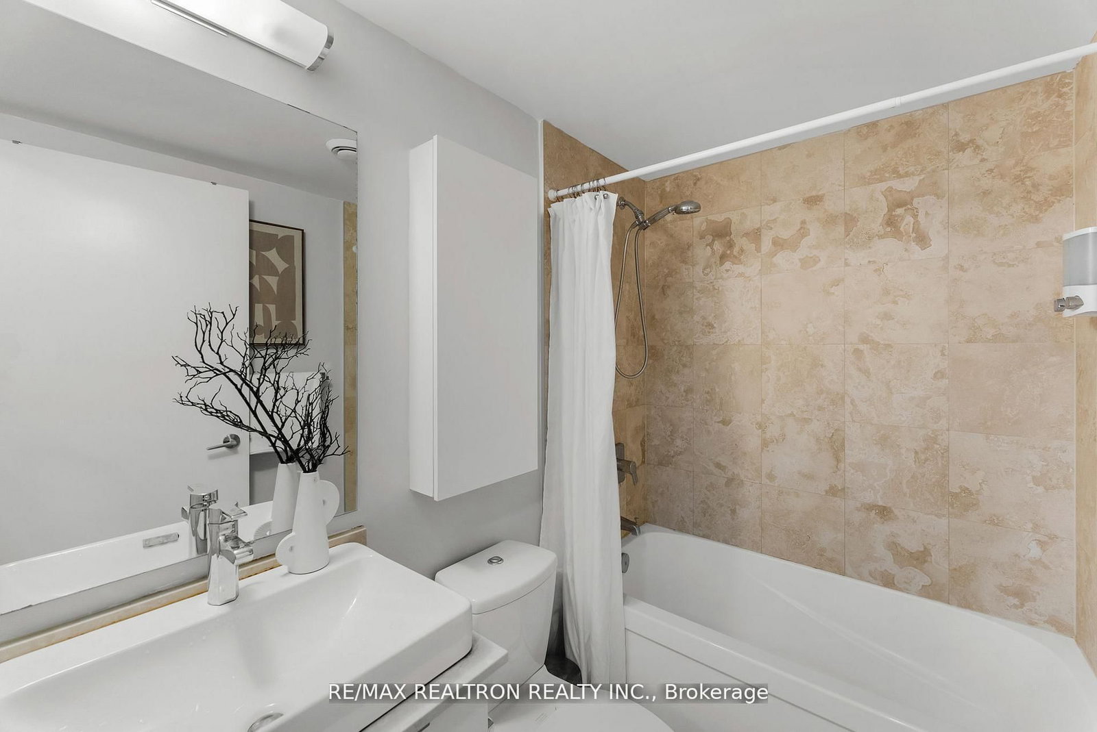 Condo for sale at 807-14 York Street, Toronto, Ontario, M5J 0B1 - Waterfront Communities C1 - MLS: C12924522