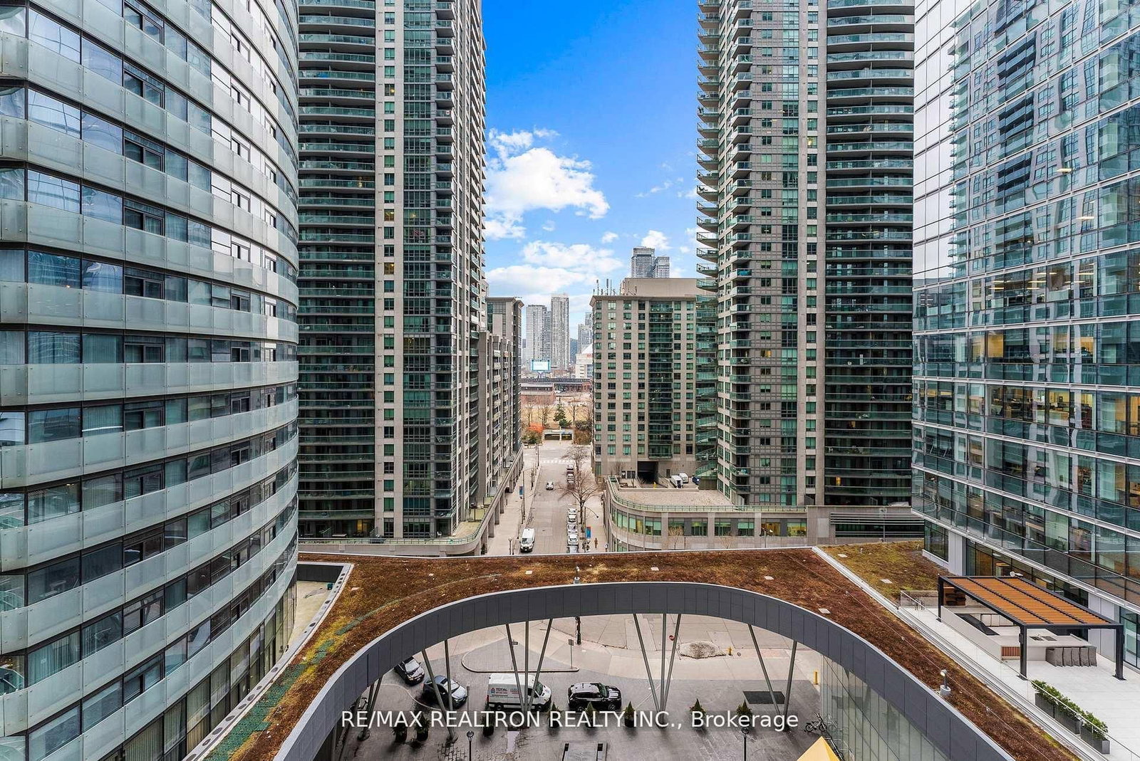 Condo for sale at 807-14 York Street, Toronto, Ontario, M5J 0B1 - Waterfront Communities C1 - MLS: C12924522