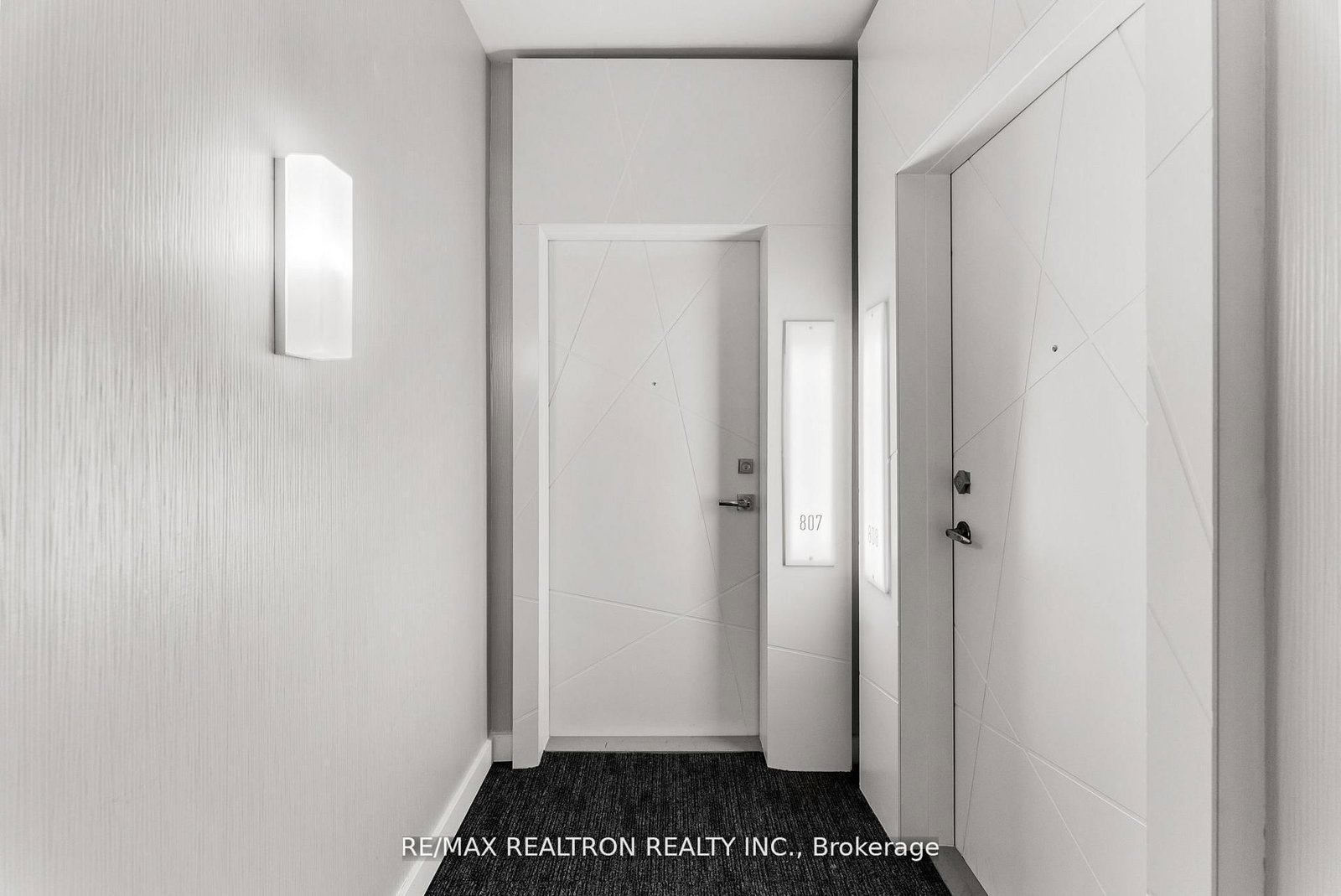 Condo for sale at 807-14 York Street, Toronto, Ontario, M5J 0B1 - Waterfront Communities C1 - MLS: C12924522