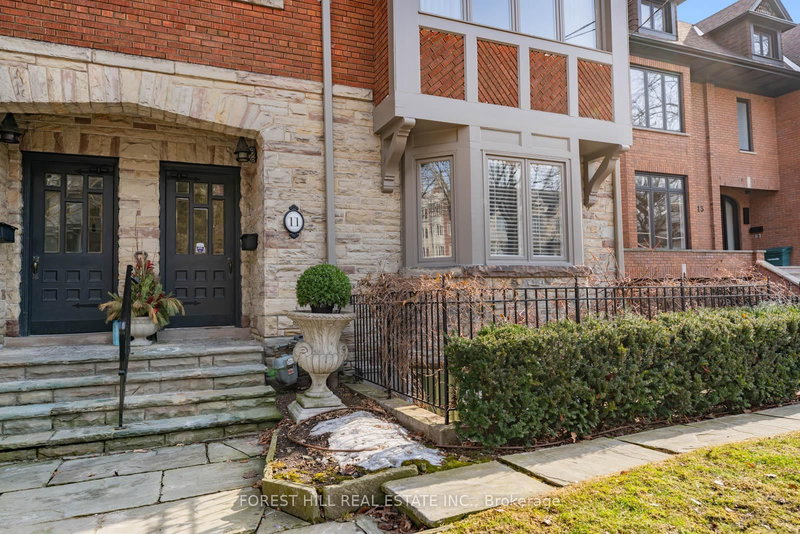 2 - 11A Clarendon Ave, Toronto, M4V 1H8 | Image 2