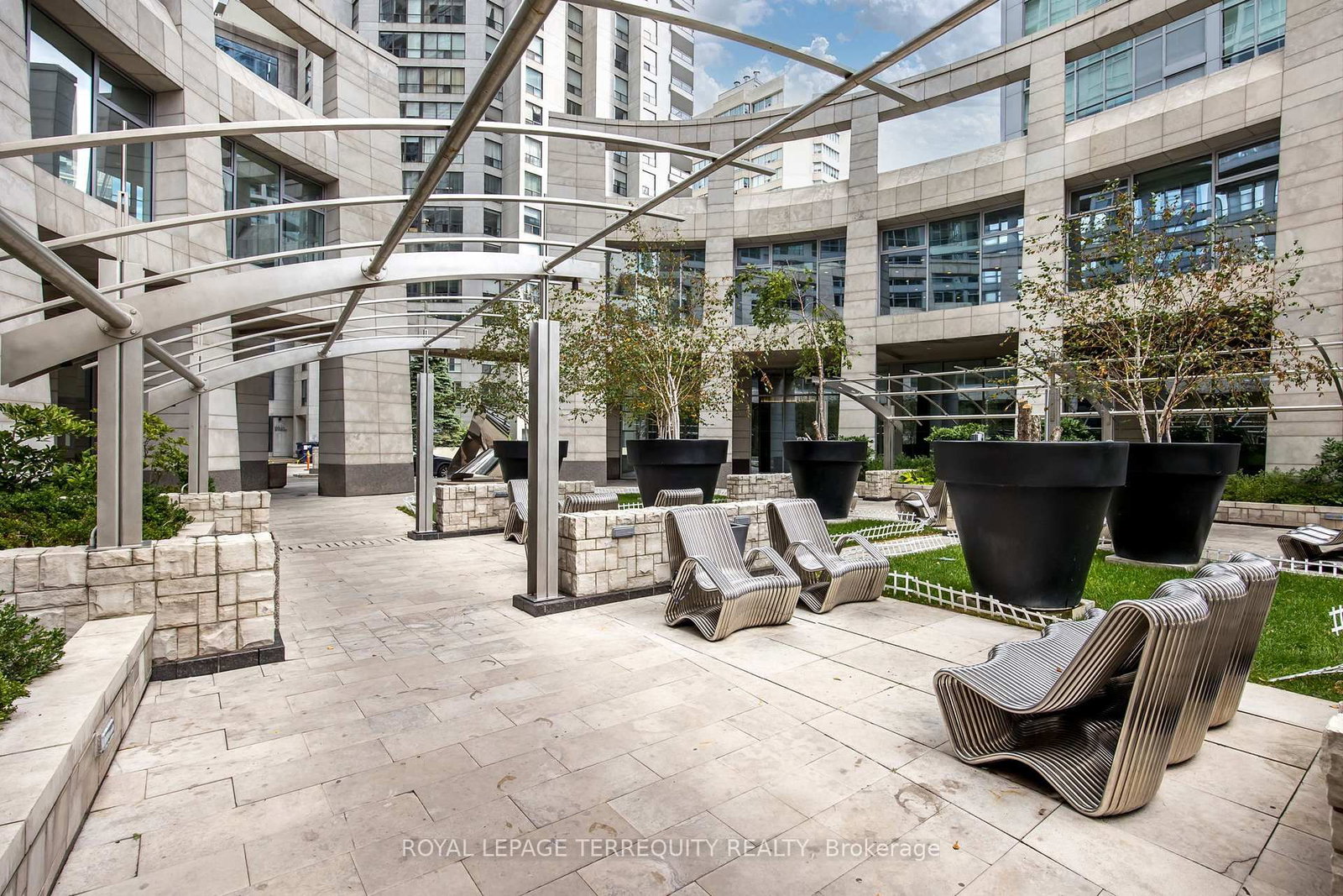 Condo for sale at 1004-2191 Yonge Street, Toronto, Ontario, M4S 3H8 - Mount Pleasant West - MLS: C12924644