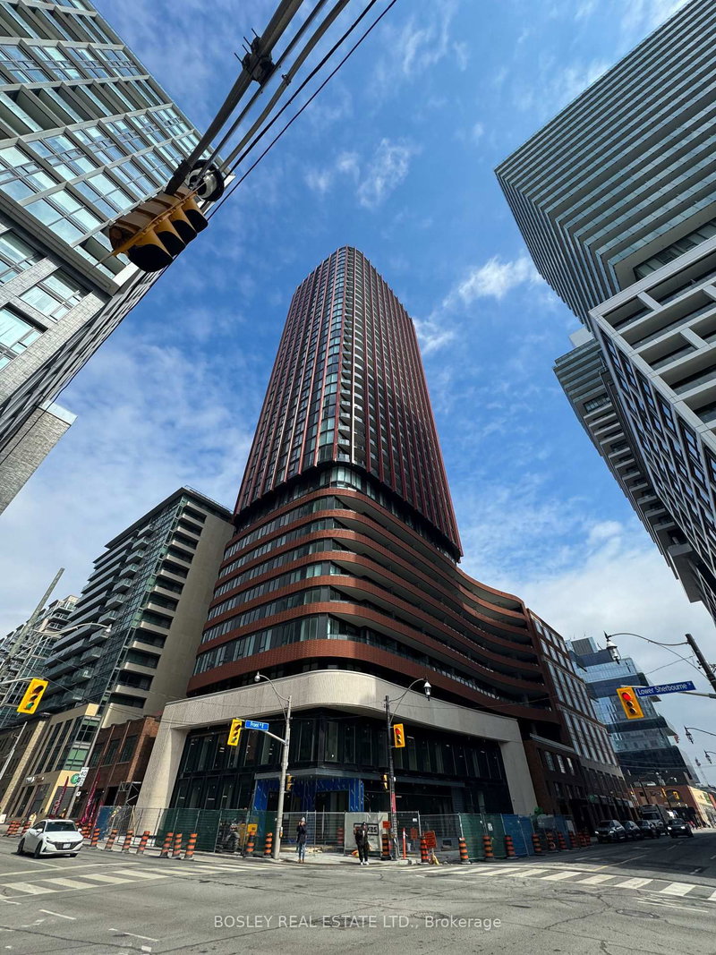 home for lease on 3206-180 Front Street E