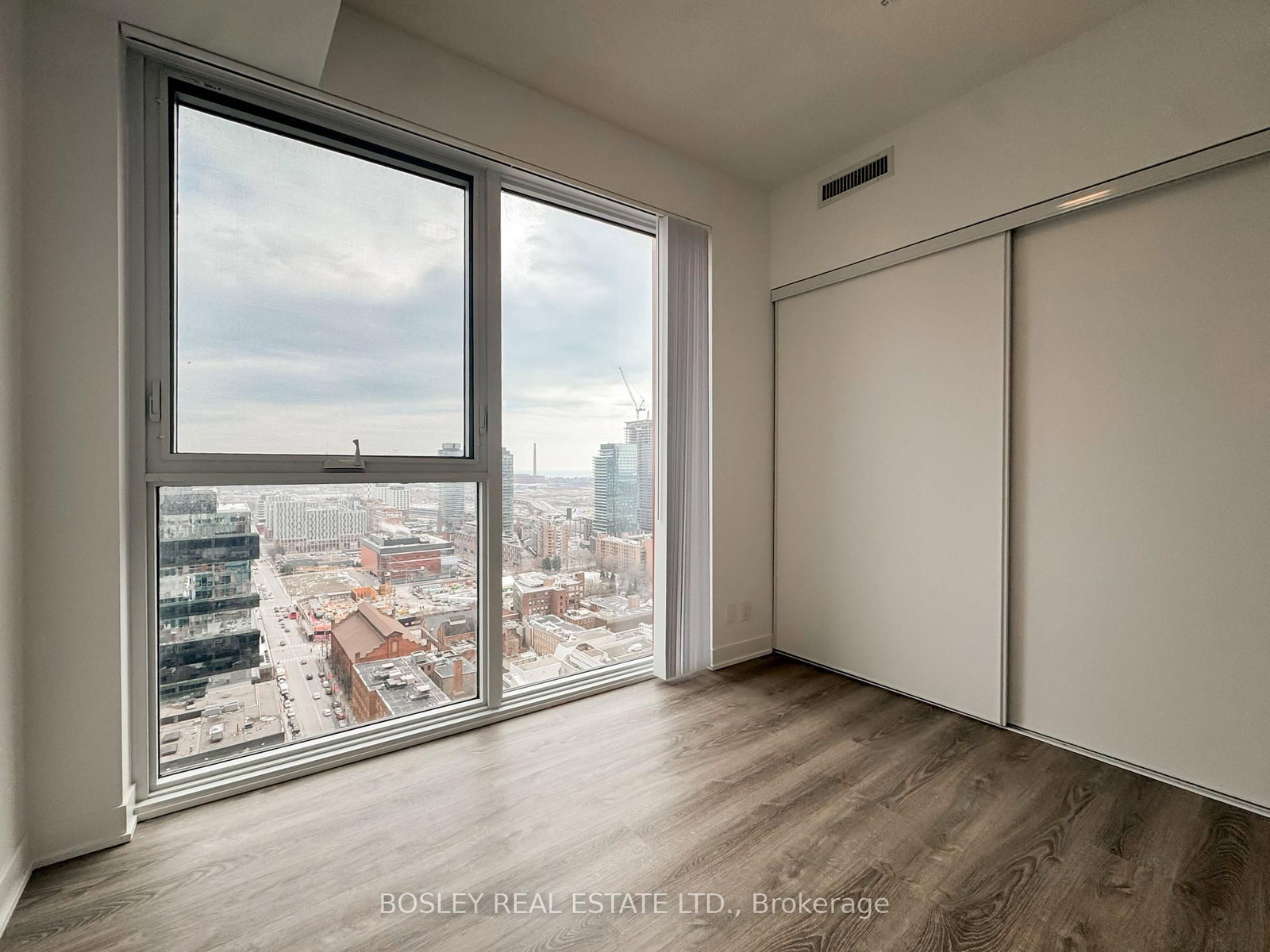 Condo for lease at 3206-180 Front Street, Toronto, Ontario, M5A 2P5 - Moss Park - MLS: C12924766