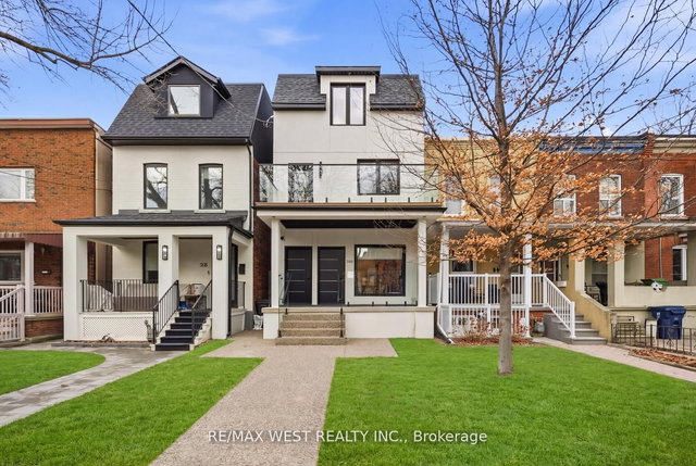 390 St Clarens Avenue