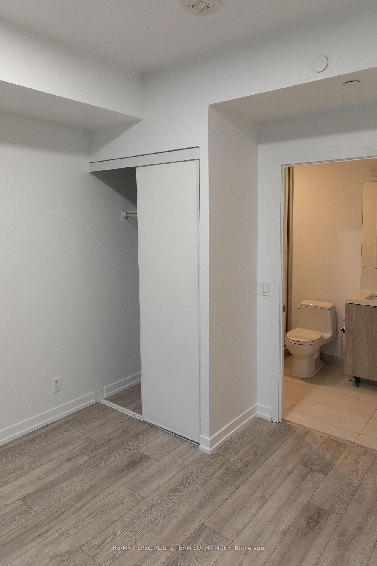 Condo for sale at 637-2020 Bathurst Street, Toronto, Ontario, M5P 0A6 - Humewood-Cedarvale - MLS: C12925604