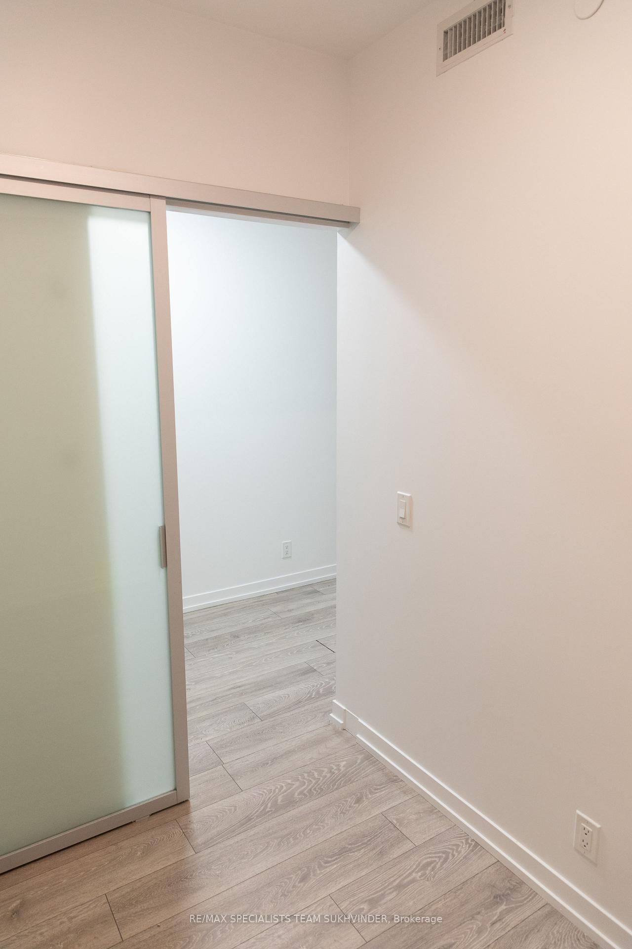 Condo for sale at 637-2020 Bathurst Street, Toronto, Ontario, M5P 0A6 - Humewood-Cedarvale - MLS: C12925604