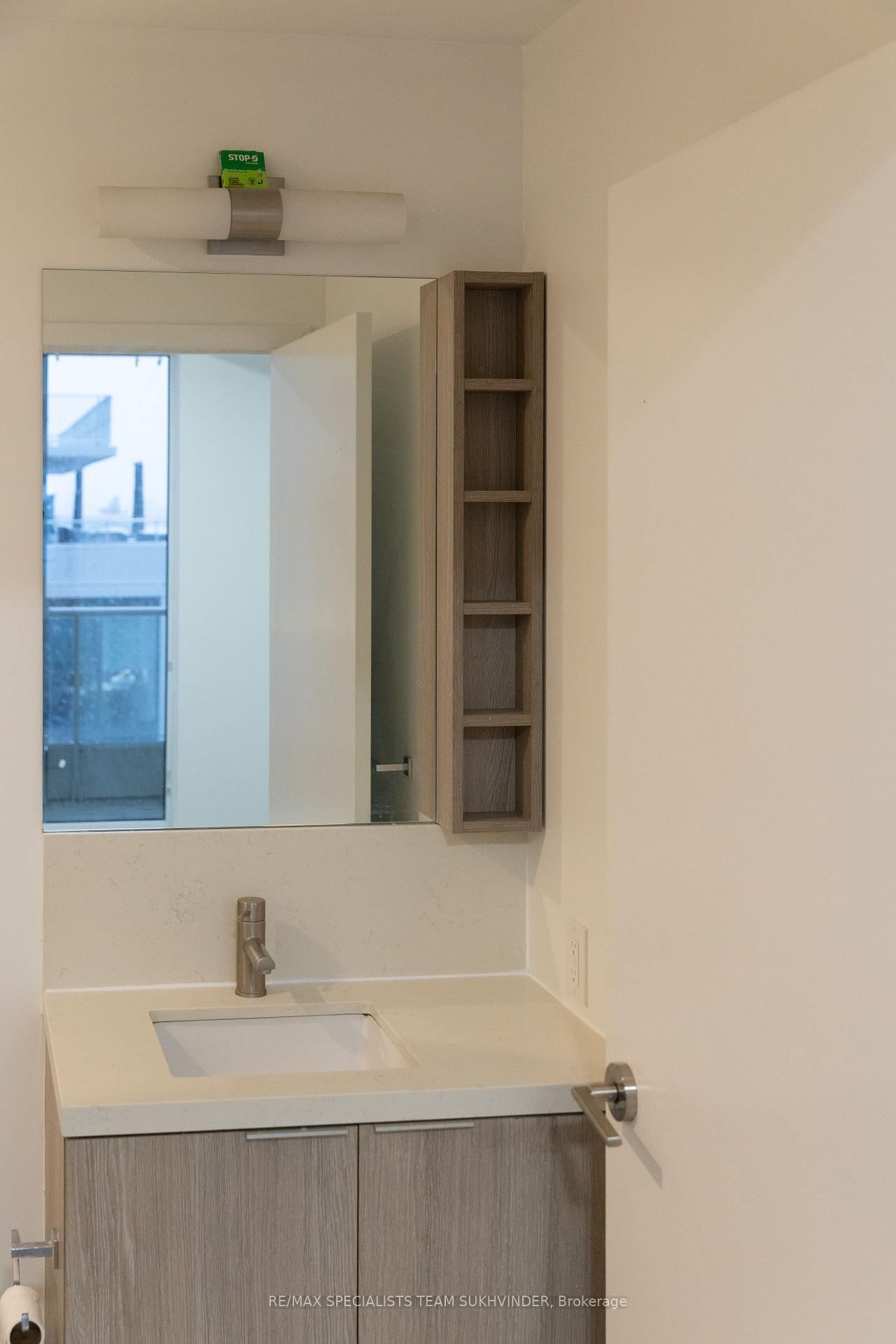 Condo for sale at 637-2020 Bathurst Street, Toronto, Ontario, M5P 0A6 - Humewood-Cedarvale - MLS: C12925604