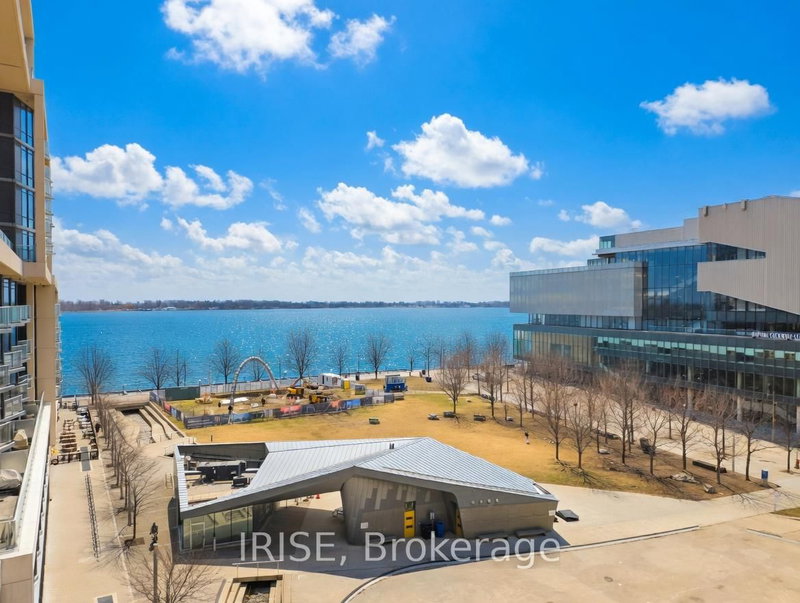 home for lease on 640-15 Merchants' Wharf null