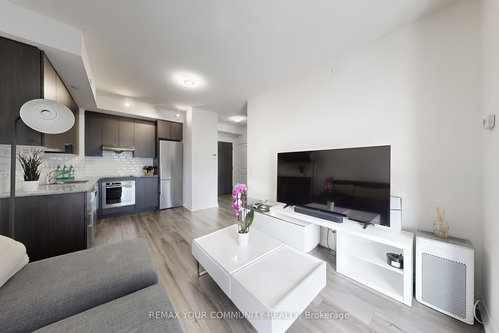 Condo for sale at 207A-50 Ann O'Reilly Road, Toronto, Ontario, M5J 0C9 - Henry Farm - MLS: C12926116