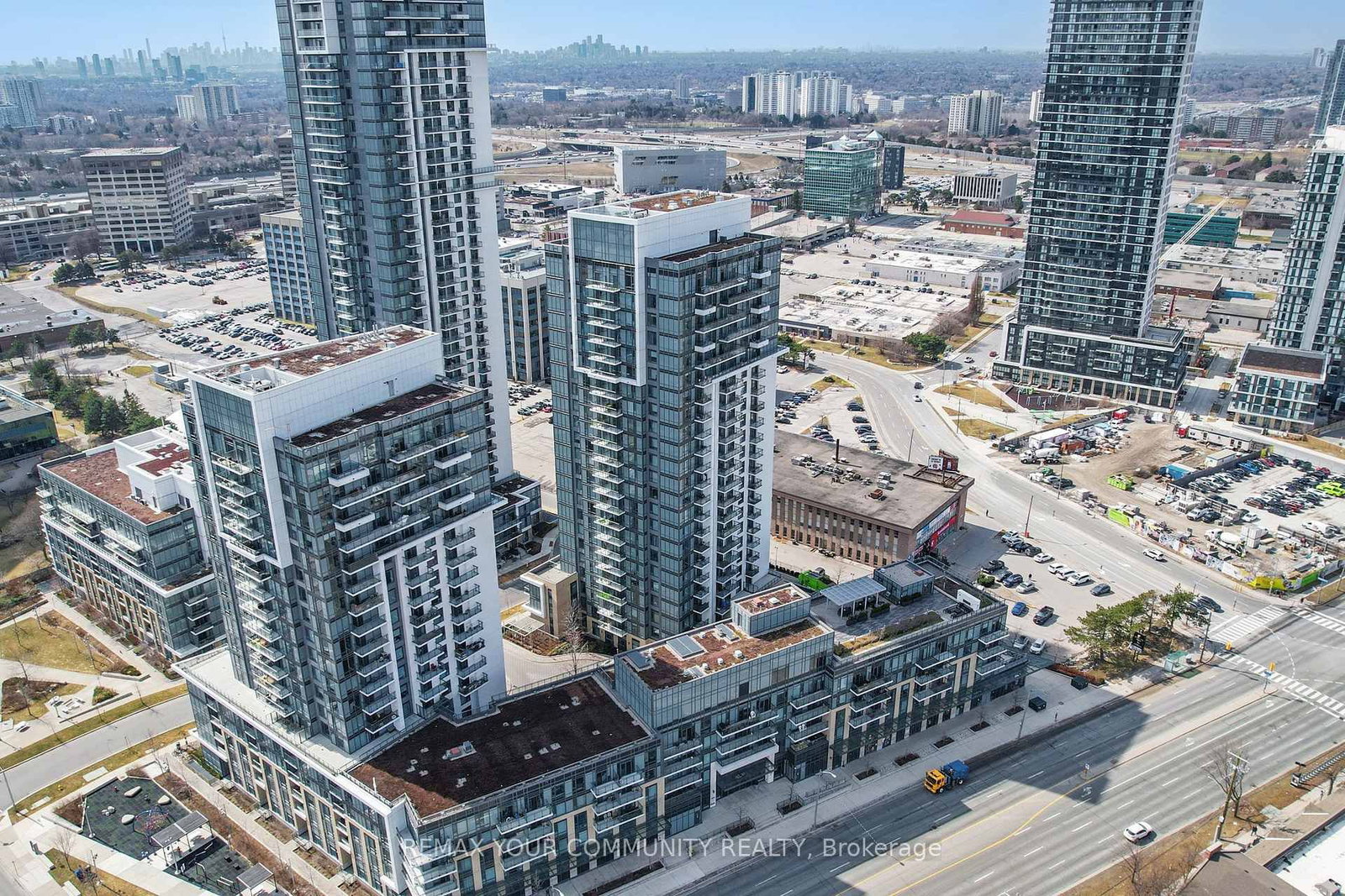 Condo for sale at 207A-50 Ann O'Reilly Road, Toronto, Ontario, M5J 0C9 - Henry Farm - MLS: C12926116