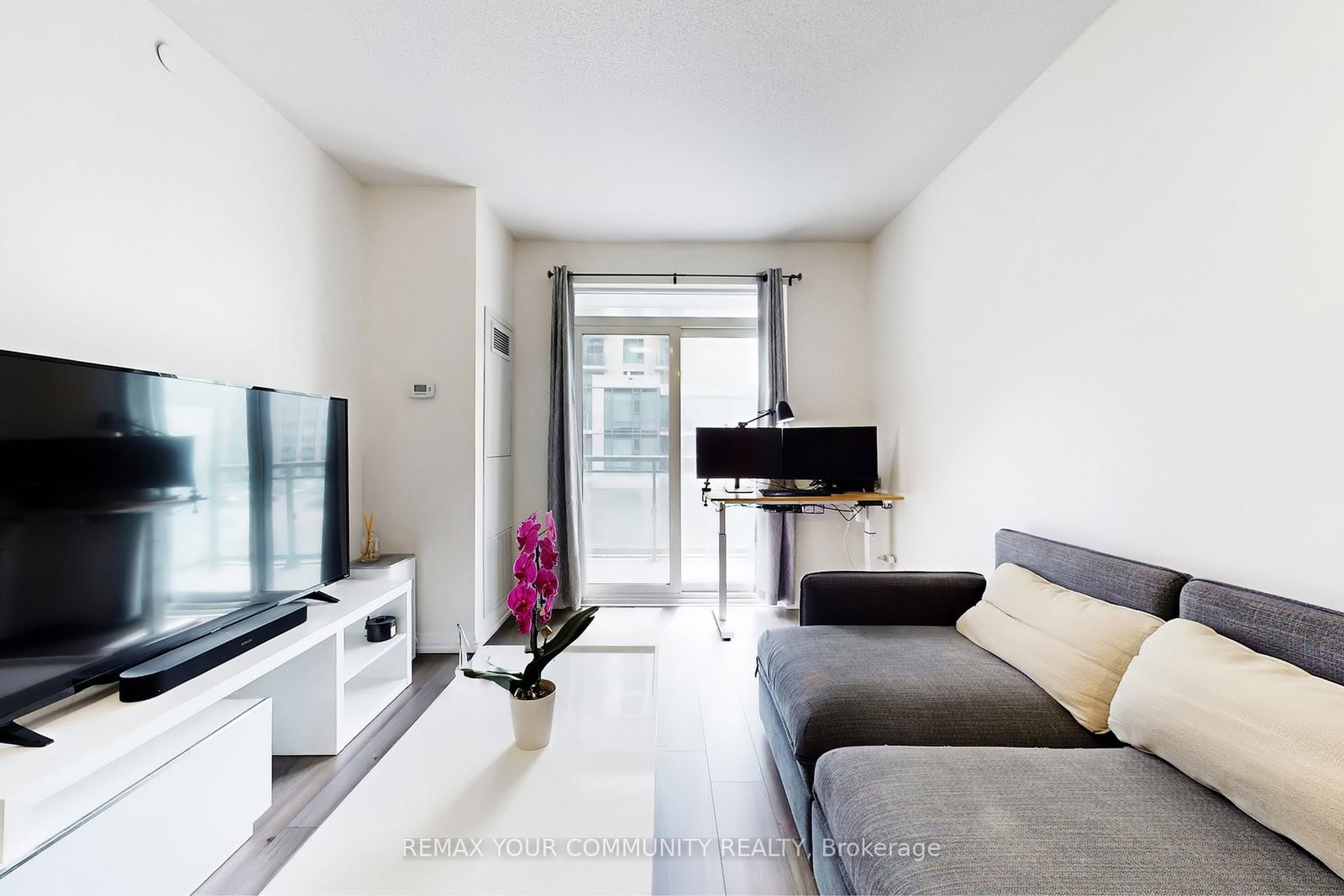 Condo for sale at 207A-50 Ann O'Reilly Road, Toronto, Ontario, M5J 0C9 - Henry Farm - MLS: C12926116