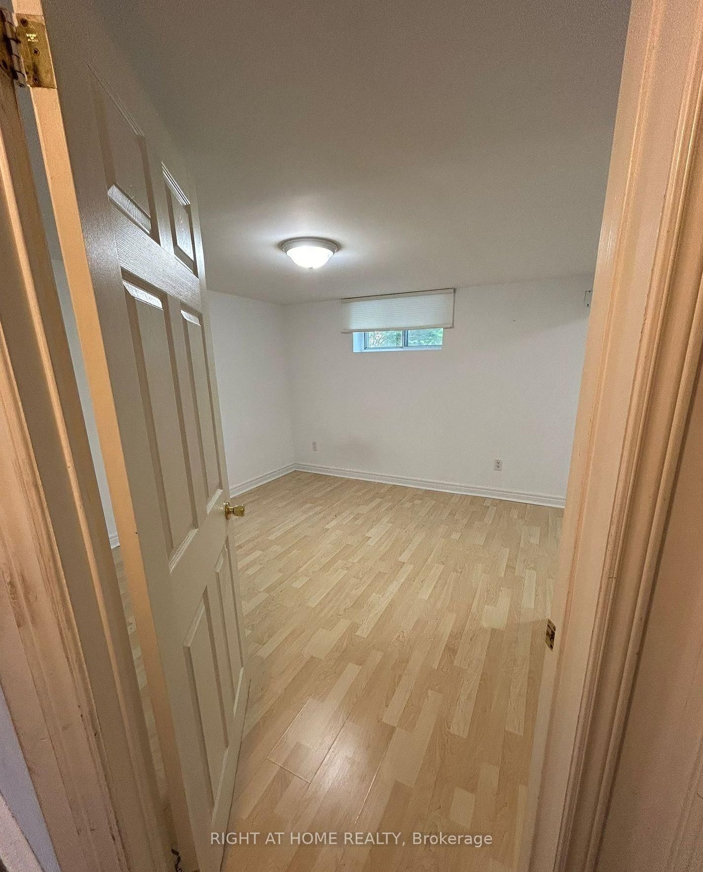 192 Bogert Avenue - Photo 2