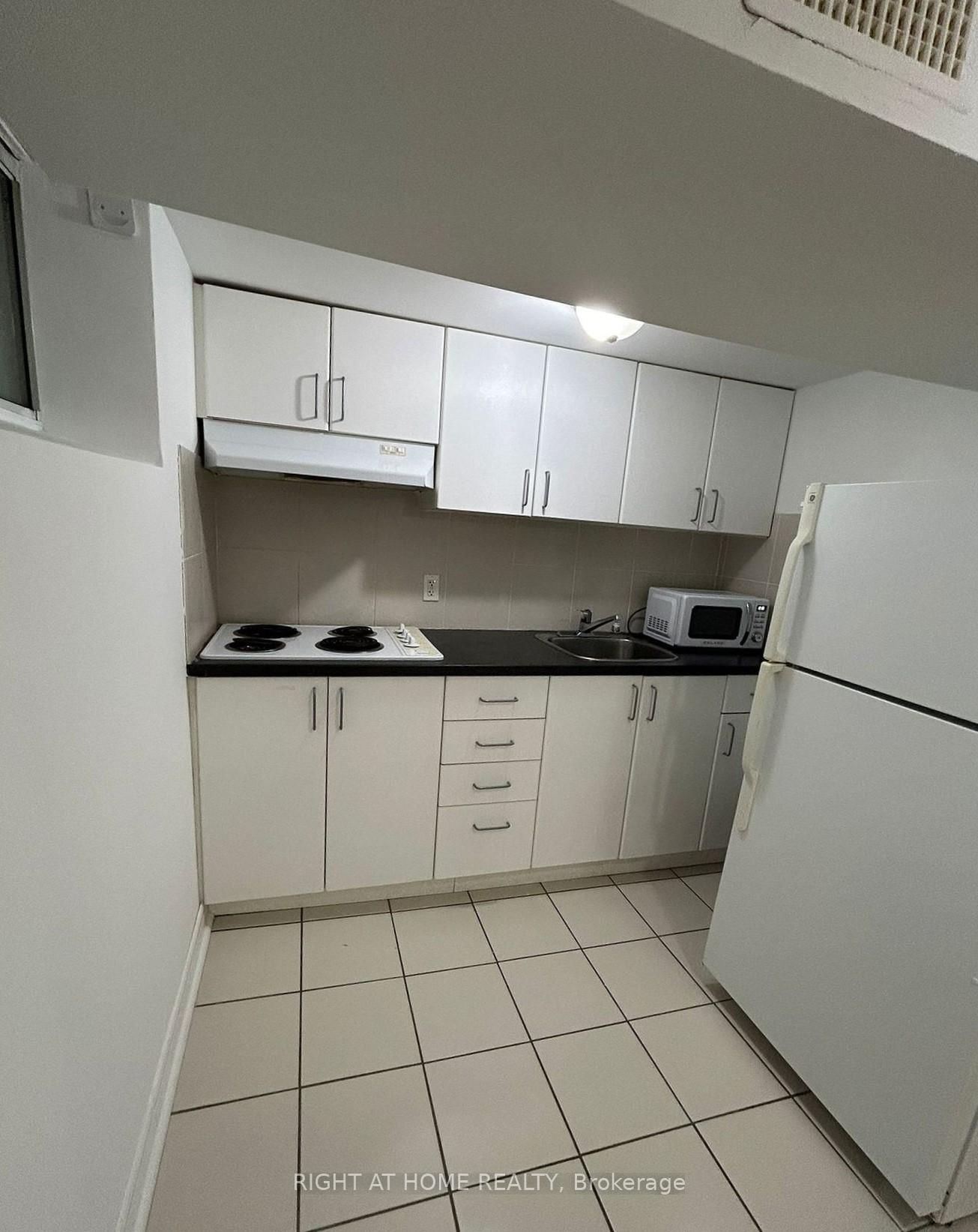 192 Bogert Avenue - Photo 6