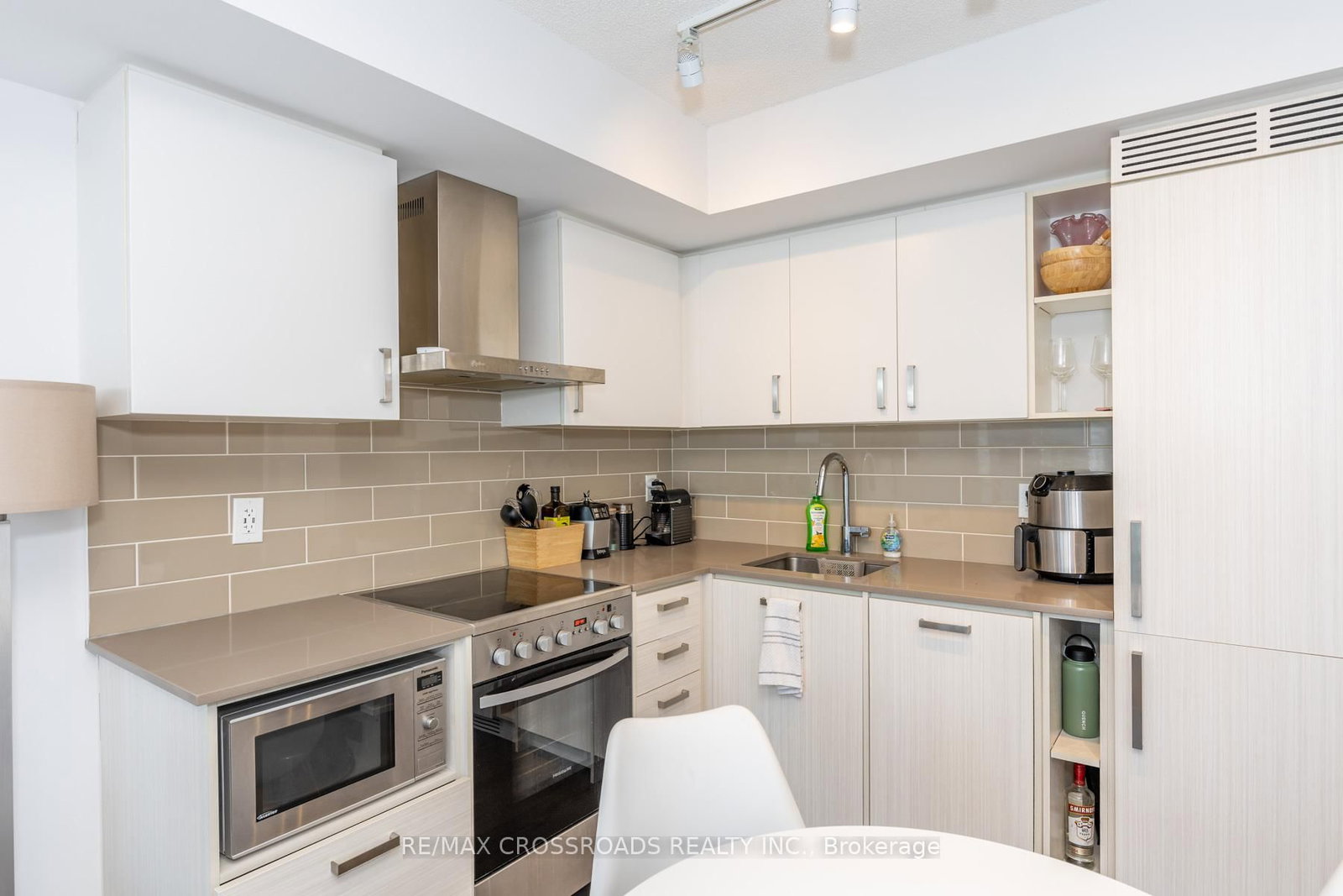 Condo for sale at 2103-125 Redpath Avenue, Toronto, Ontario, M4S 0B5 - Mount Pleasant West - MLS: C12927686
