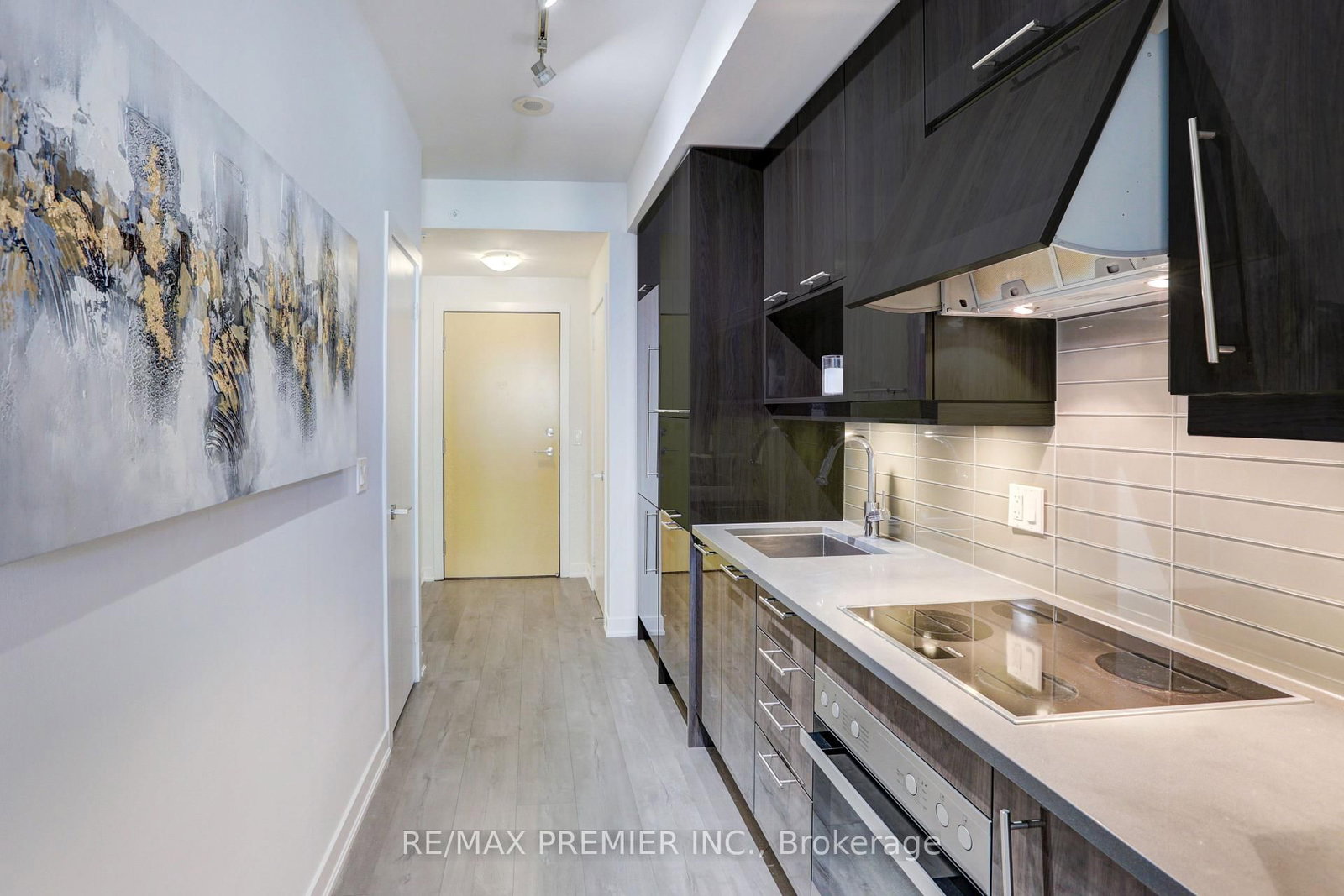 Condo for sale at 403-199 Richmond Street, Toronto, Ontario, M5V 0H4 - Waterfront Communities C1 - MLS: C12928350