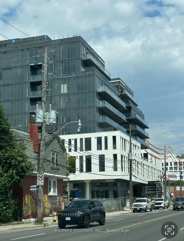 715 - 500 Dupont Street