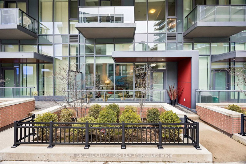 Th10 - 20 Bruyeres Mews, Toronto, M5V 0G8 | Image 2