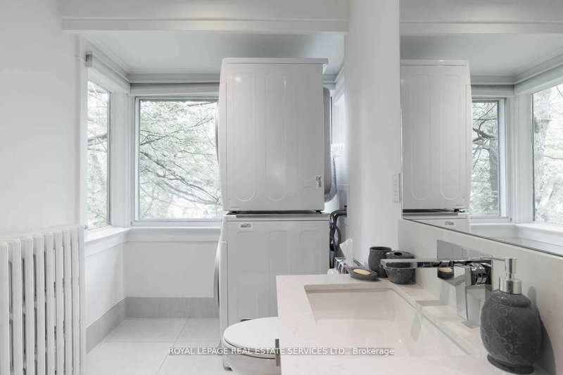 110 Manor Rd E, Toronto, M4S 1P8 | Image 2